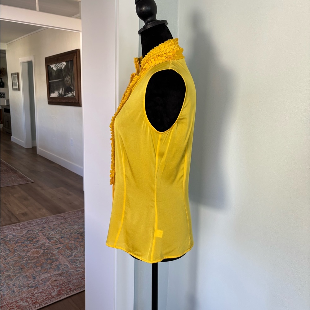St. John Couture Yellow Ruffled silk Sleeveless Top 2 - Picture 7 of 14